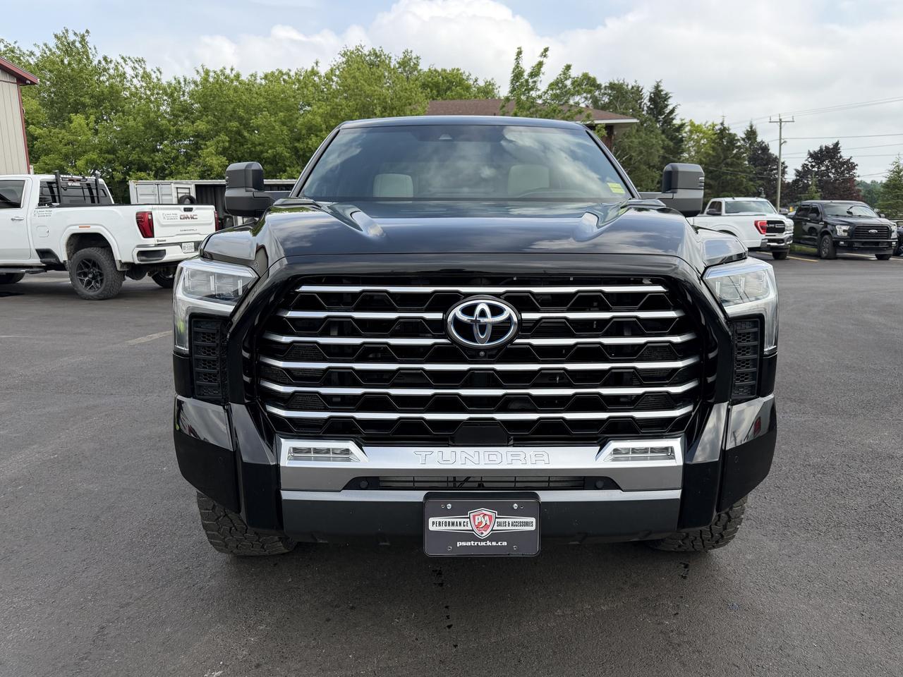 2022 Toyota Tundra 4x4 Crewmax Capstone Hybrid Photo