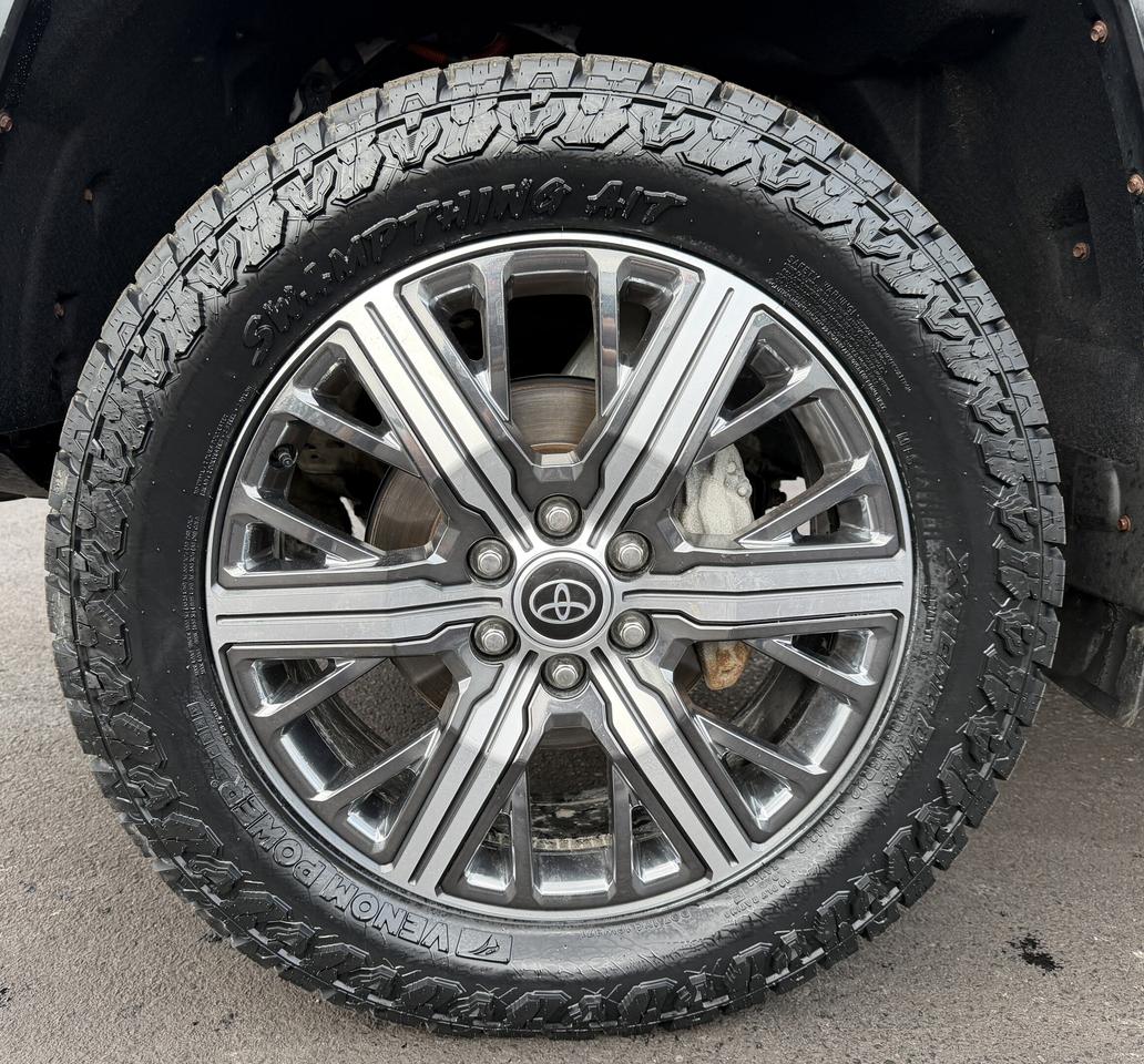 2022 Toyota Tundra 4x4 Crewmax Capstone Hybrid Photo