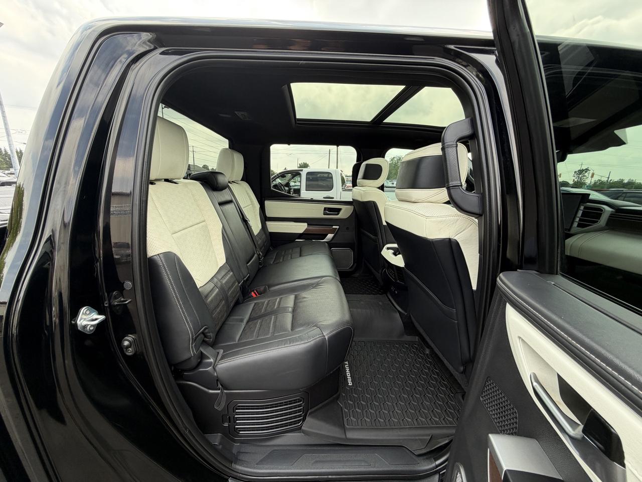 2022 Toyota Tundra 4x4 Crewmax Capstone Hybrid Photo