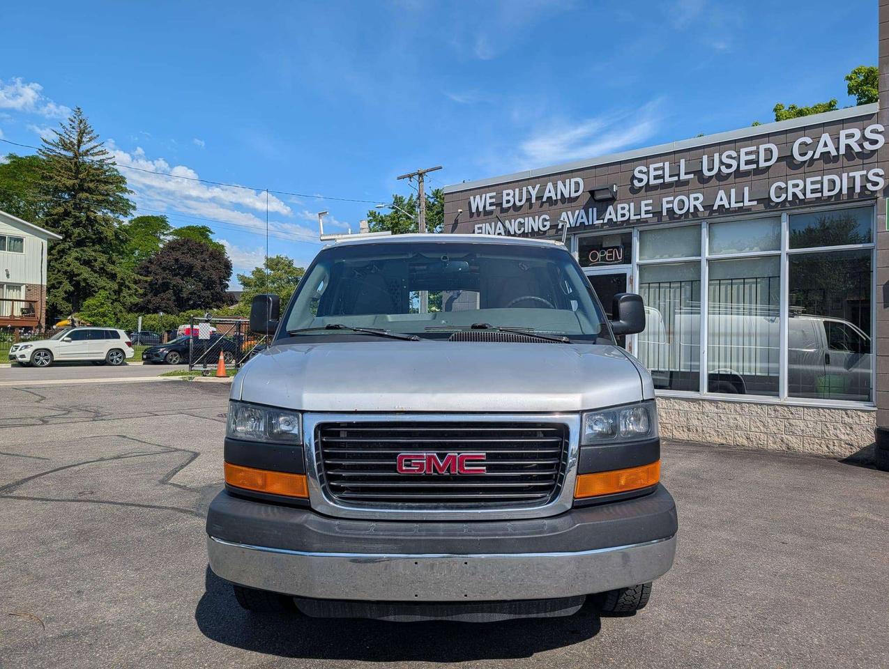 2016 GMC Savana Accident Free Photo