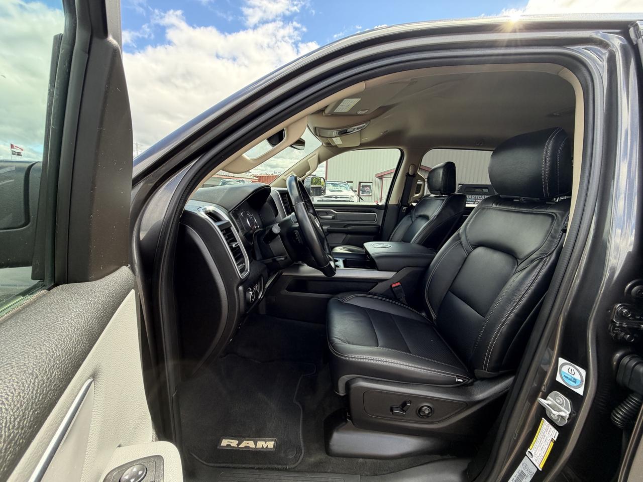 2019 RAM 1500 Big Horn 4x4 Crew Cab 5'7  Box Photo