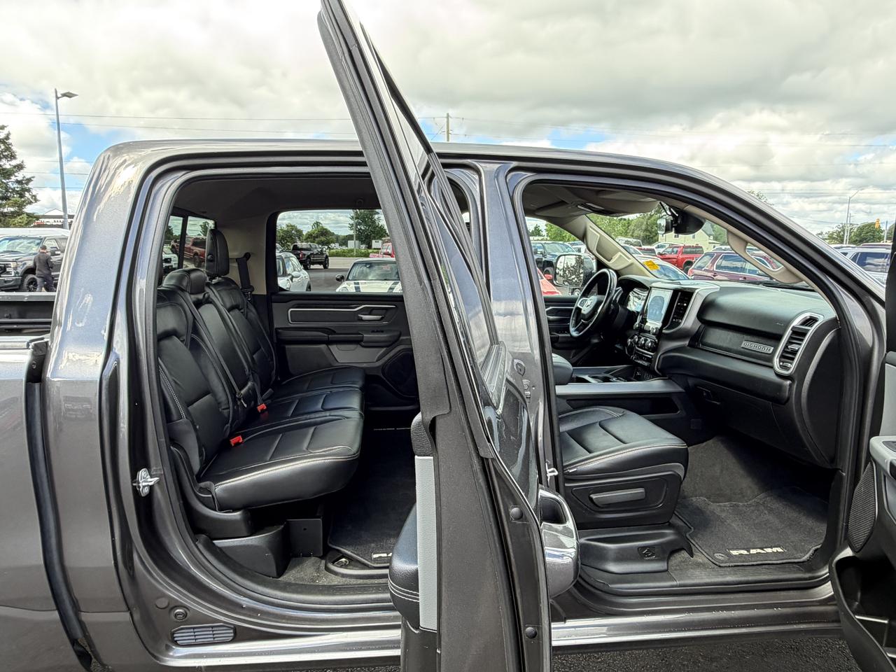 2019 RAM 1500 Big Horn 4x4 Crew Cab 5'7  Box Photo