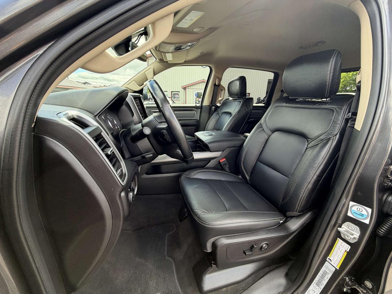 2019 RAM 1500 Big Horn 4x4 Crew Cab 5'7  Box Photo