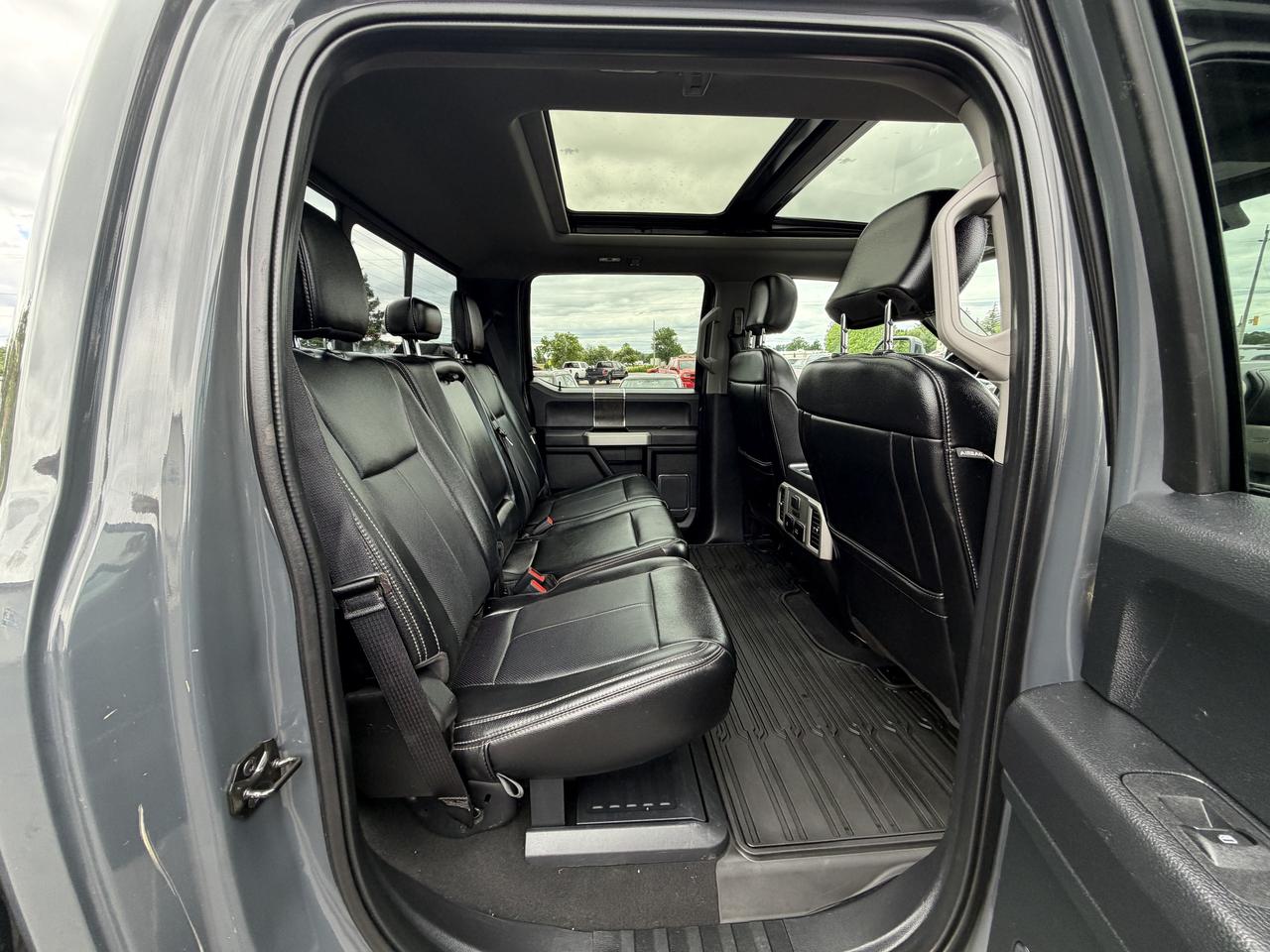 2021 Ford F-250 Lariat 4WD Crew Cab 6.75' Box Photo