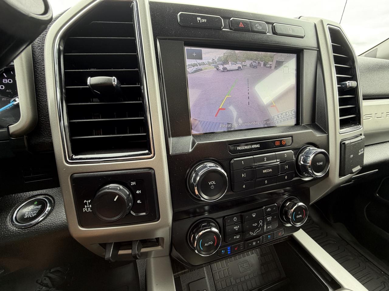 2021 Ford F-250 Lariat 4WD Crew Cab 6.75' Box Photo