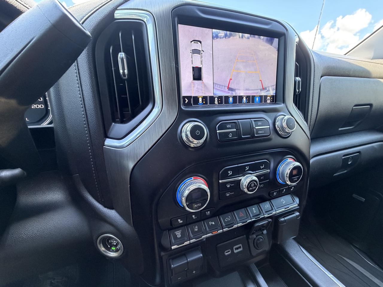 2023 GMC SIERRA 2500HD 4WD Crew Cab 159  Denali Photo