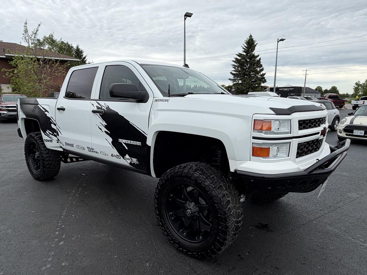 2014 Chevrolet Silverado 1500 4WD Crew Cab Short Box LT w-1LT Photo