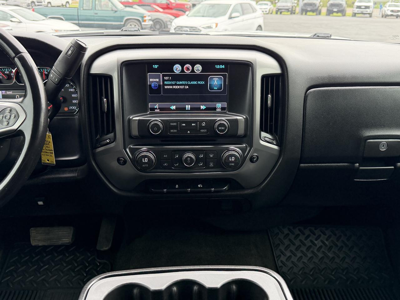2014 Chevrolet Silverado 1500 4WD Crew Cab Short Box LT w-1LT Photo