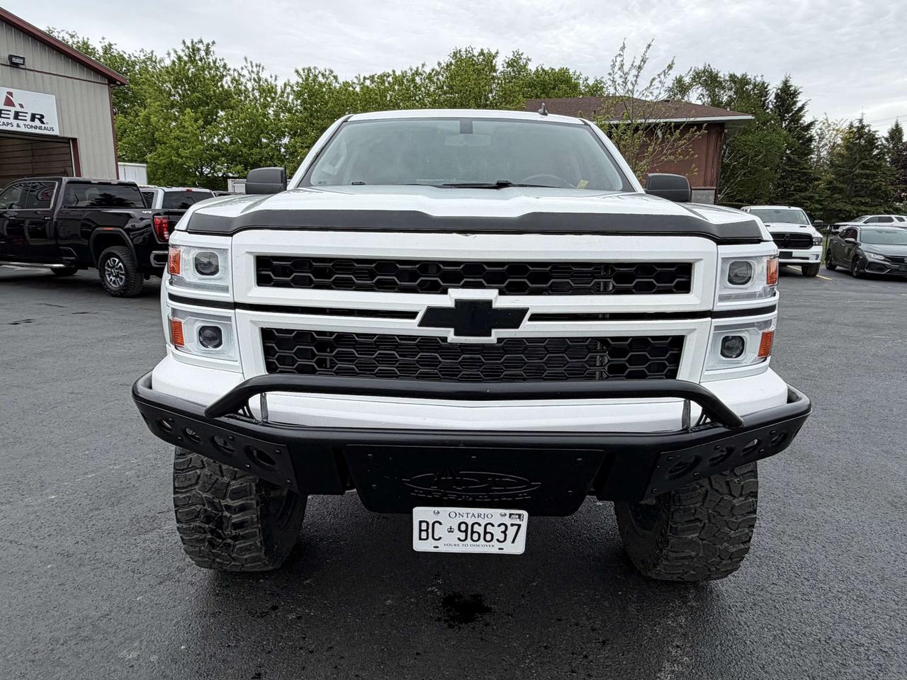2014 Chevrolet Silverado 1500 4WD Crew Cab Short Box LT w-1LT Photo