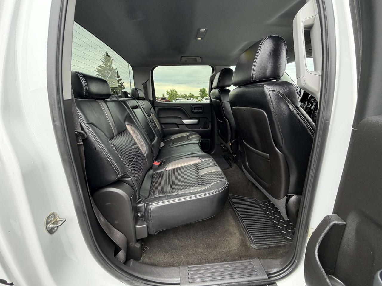 2014 Chevrolet Silverado 1500 4WD Crew Cab Short Box LT w-1LT Photo