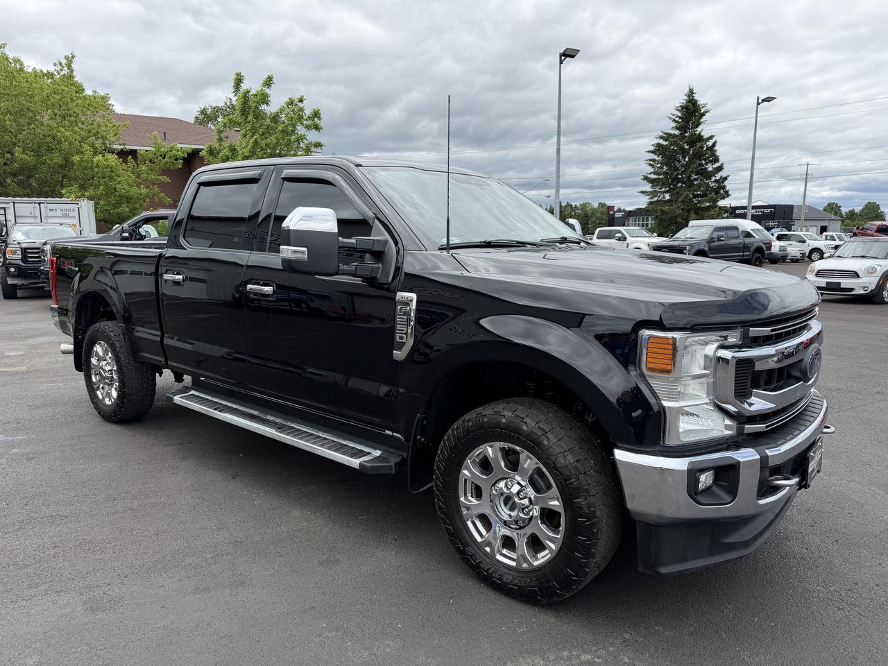 2022 Ford F-250 XLT 4WD Photo