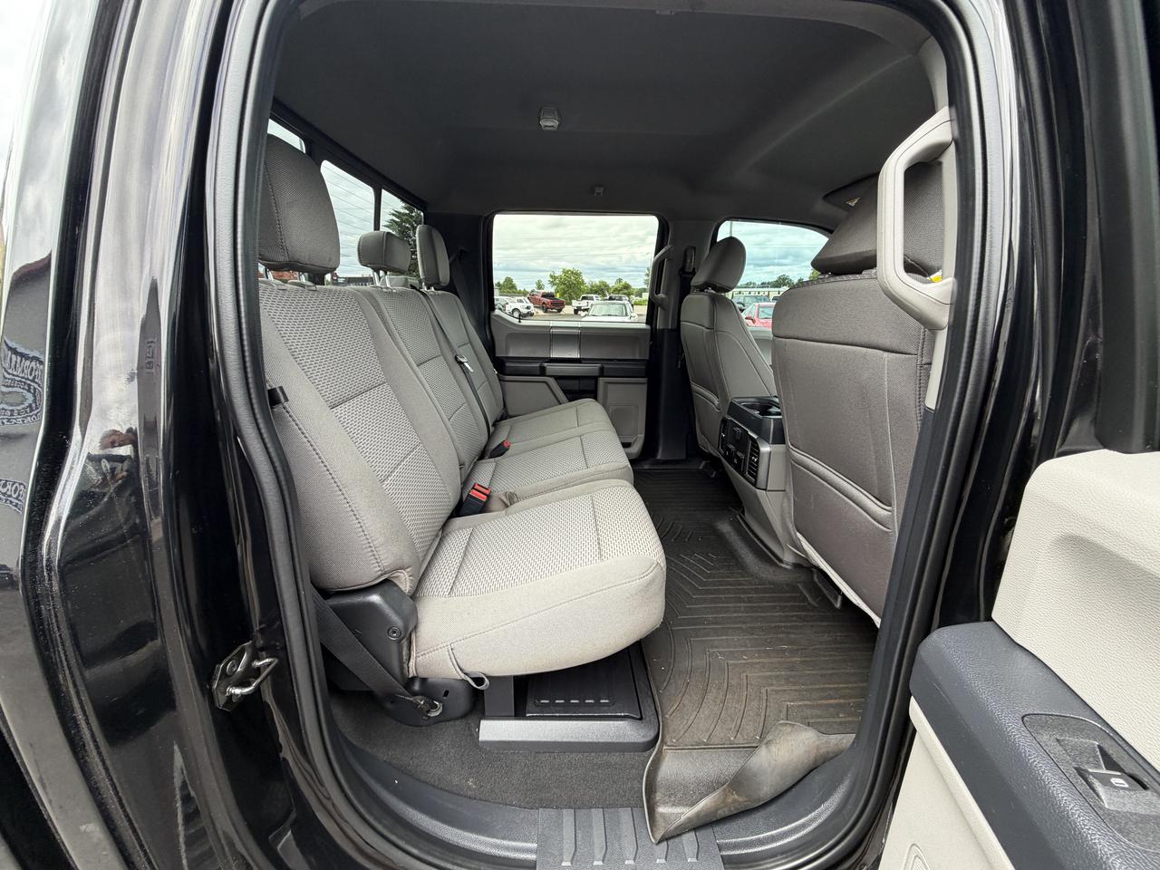 2022 Ford F-250 XLT 4WD Photo