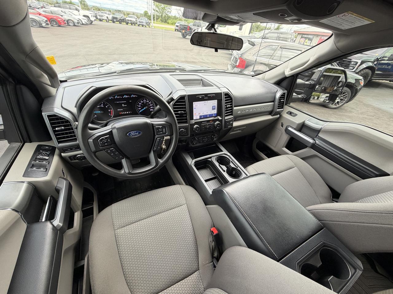 2022 Ford F-250 XLT 4WD Photo