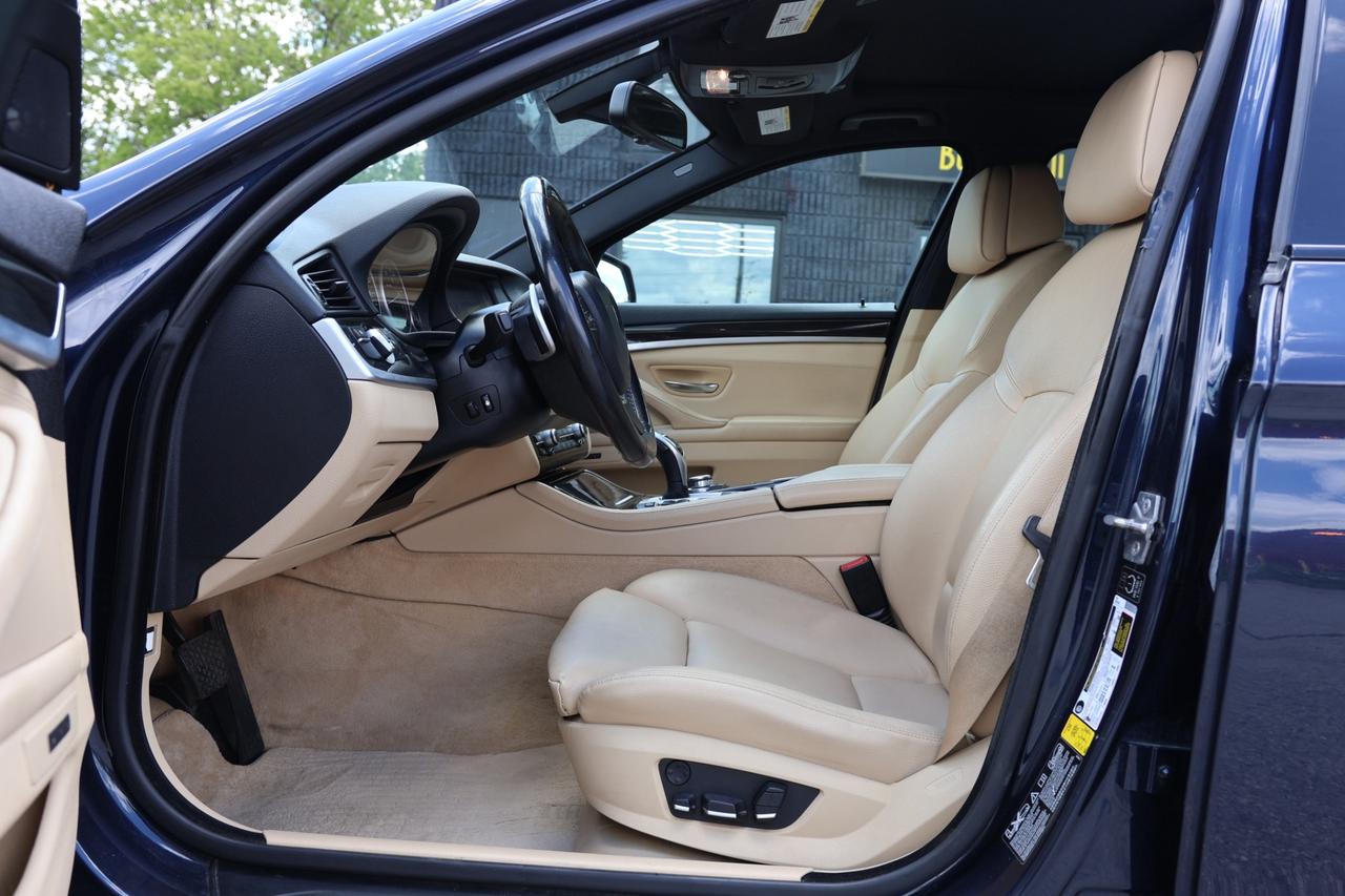 2011 BMW 5 Series 535i xDRIVE-AWD/NAV/PARKING SNSR/BRAKE HOLD/LEATHE Photo