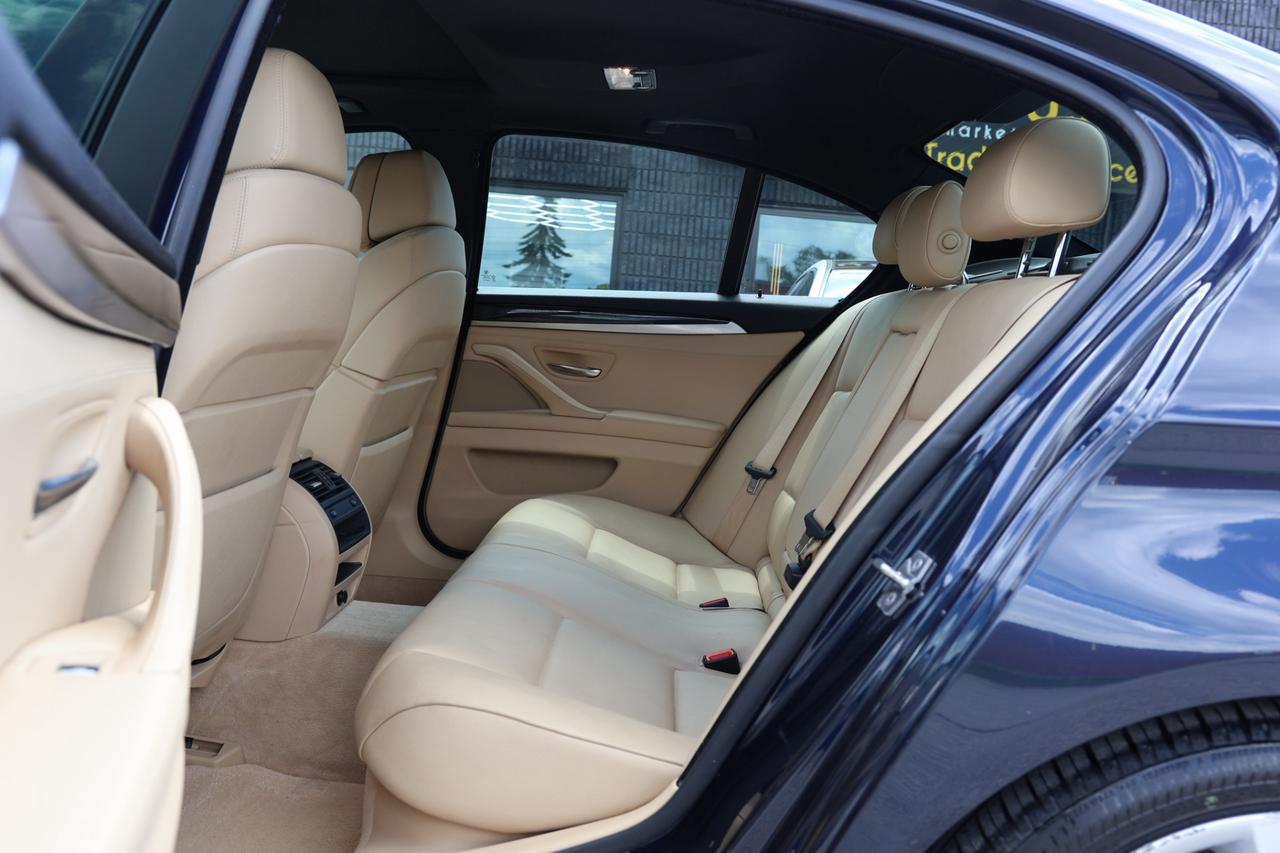 2011 BMW 5 Series 535i xDRIVE-AWD/NAV/PARKING SNSR/BRAKE HOLD/LEATHE Photo