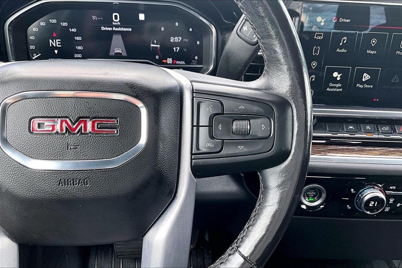 2022 GMC Sierra 1500 ELEVATION 4WD   CLEAN CARFAX   1 OWNER   BEDLINER Photo