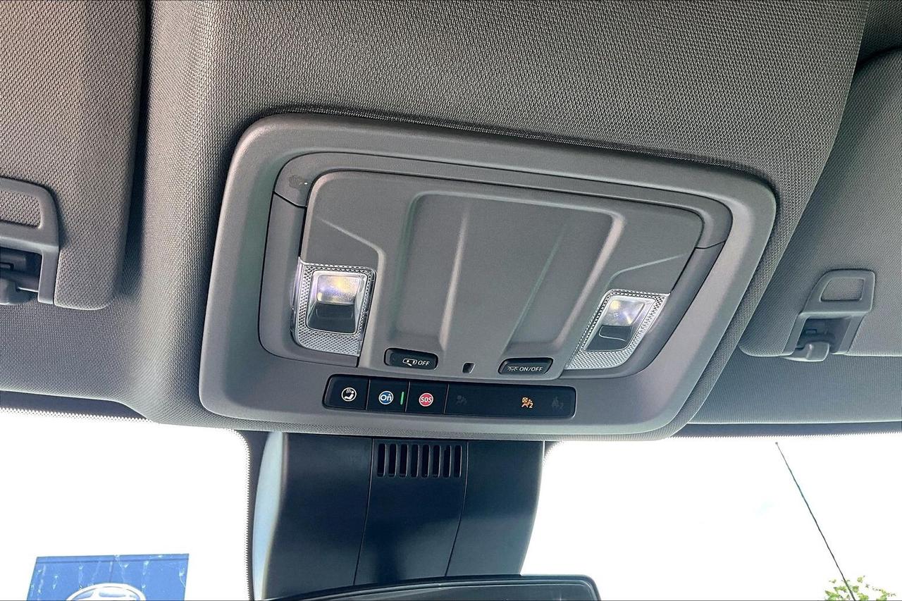 2022 GMC Sierra 1500 ELEVATION 4WD   CLEAN CARFAX   1 OWNER   BEDLINER Photo