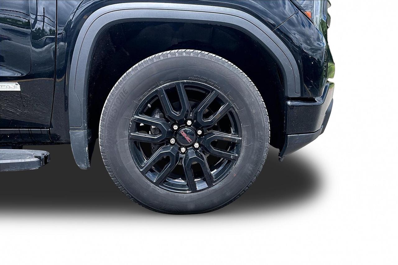 2022 GMC Sierra 1500 ELEVATION 4WD   CLEAN CARFAX   1 OWNER   BEDLINER Photo