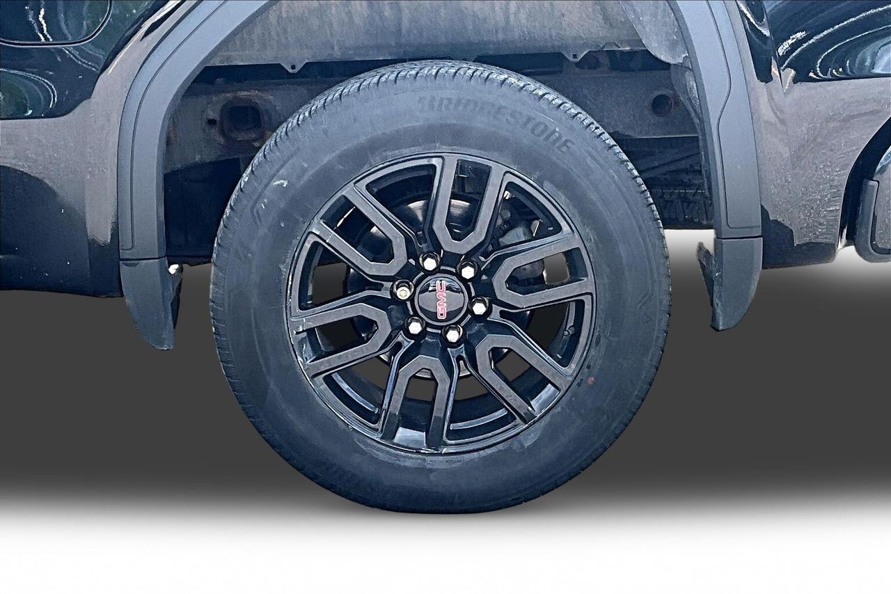2022 GMC Sierra 1500 ELEVATION 4WD   CLEAN CARFAX   1 OWNER   BEDLINER Photo
