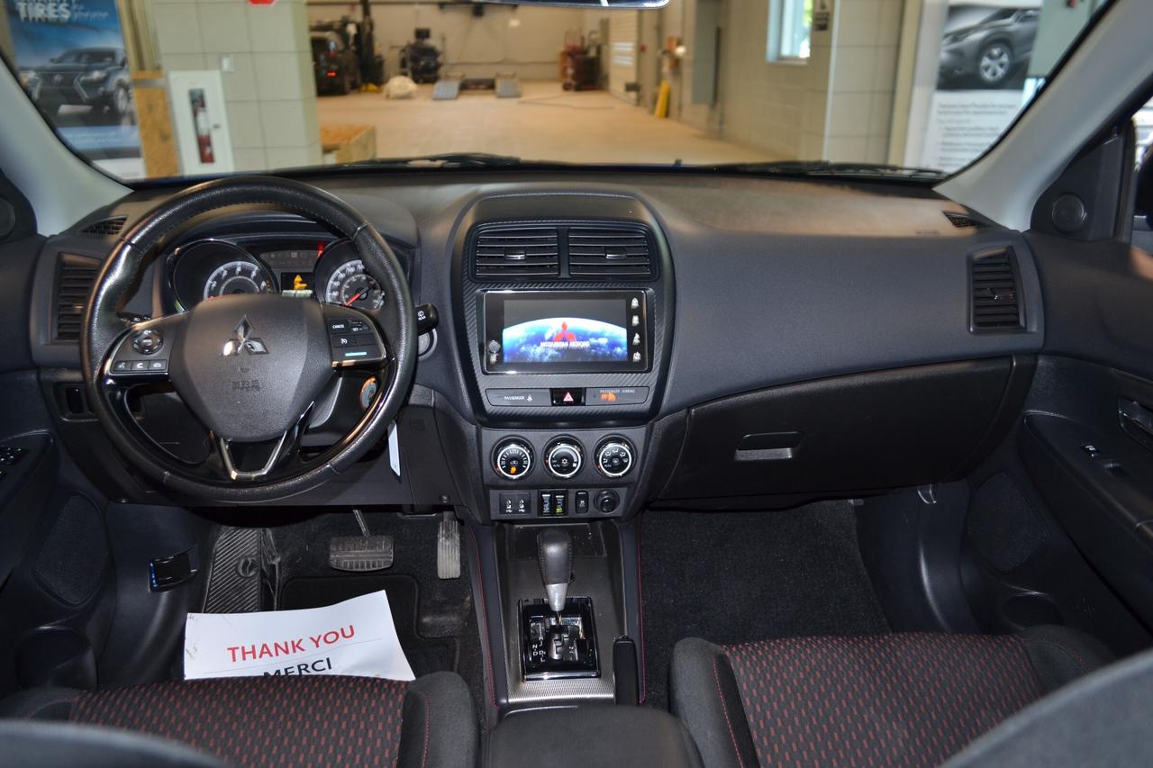 2019 Mitsubishi RVR SE Photo
