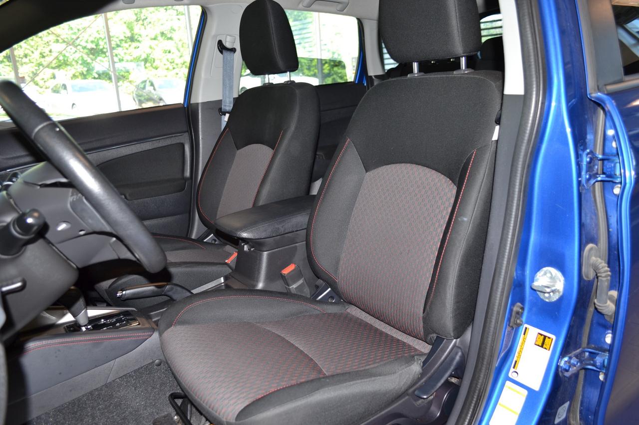 2019 Mitsubishi RVR SE Photo