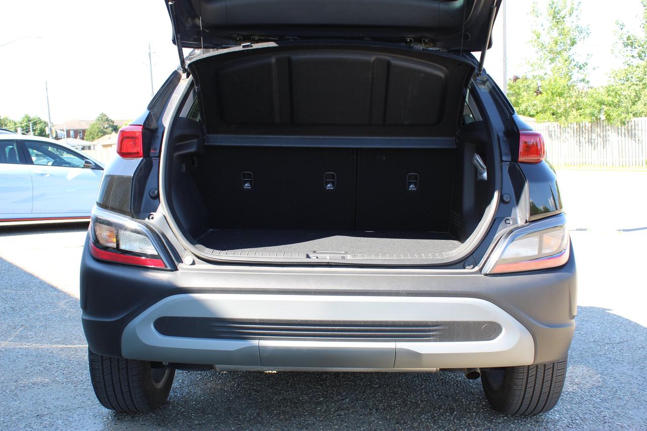 2022 Hyundai KONA Preferred Photo4