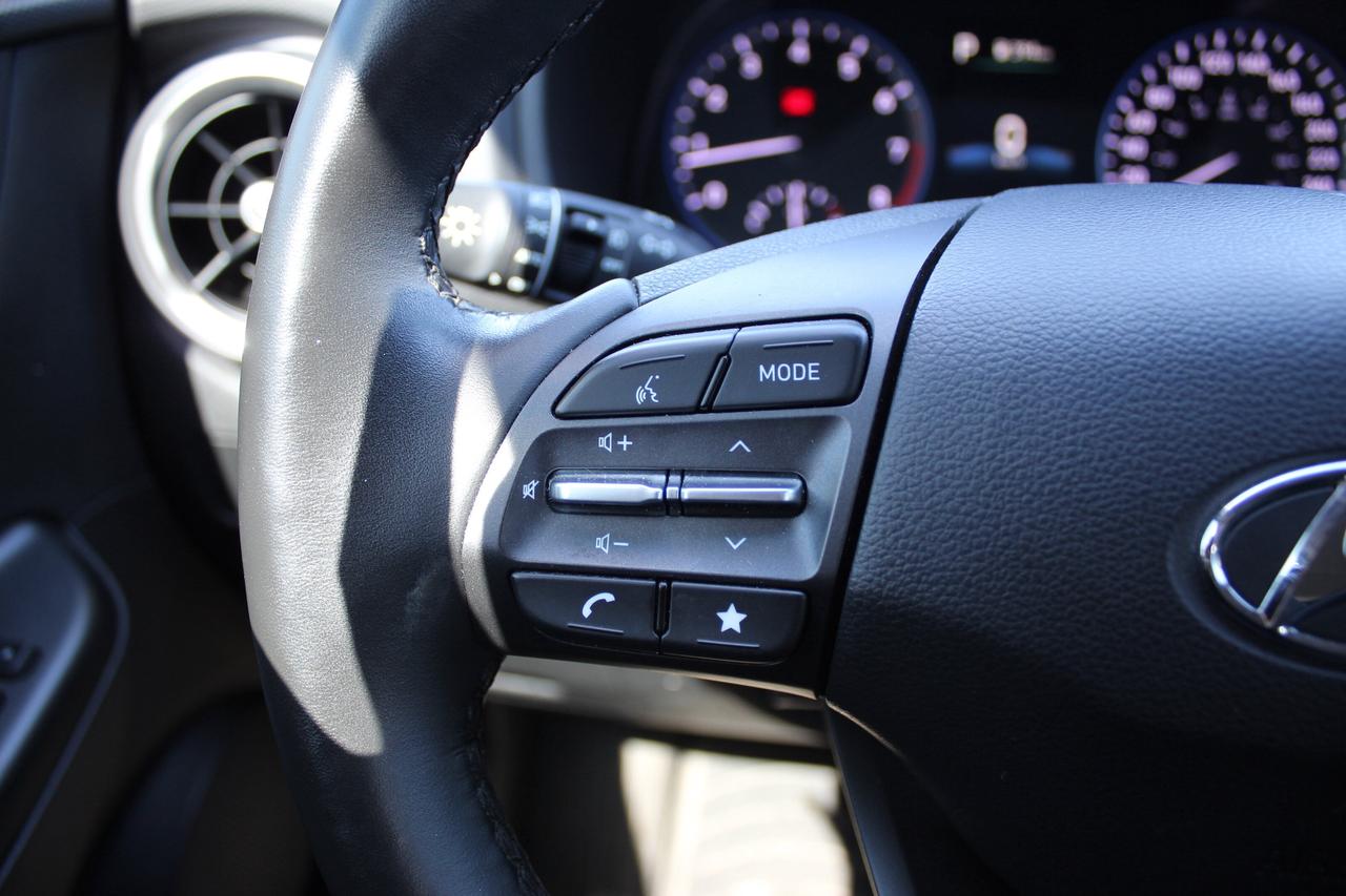 2022 Hyundai KONA Preferred Photo