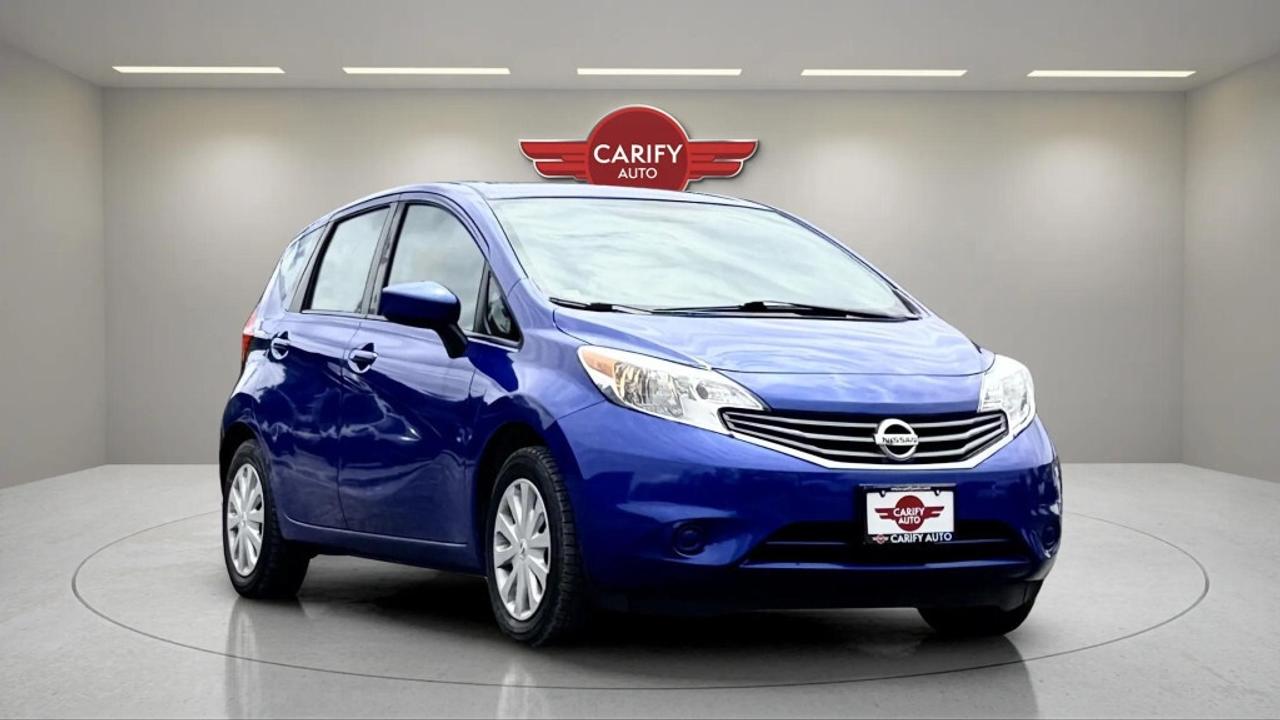 2016 Nissan Versa Note SV Photo2