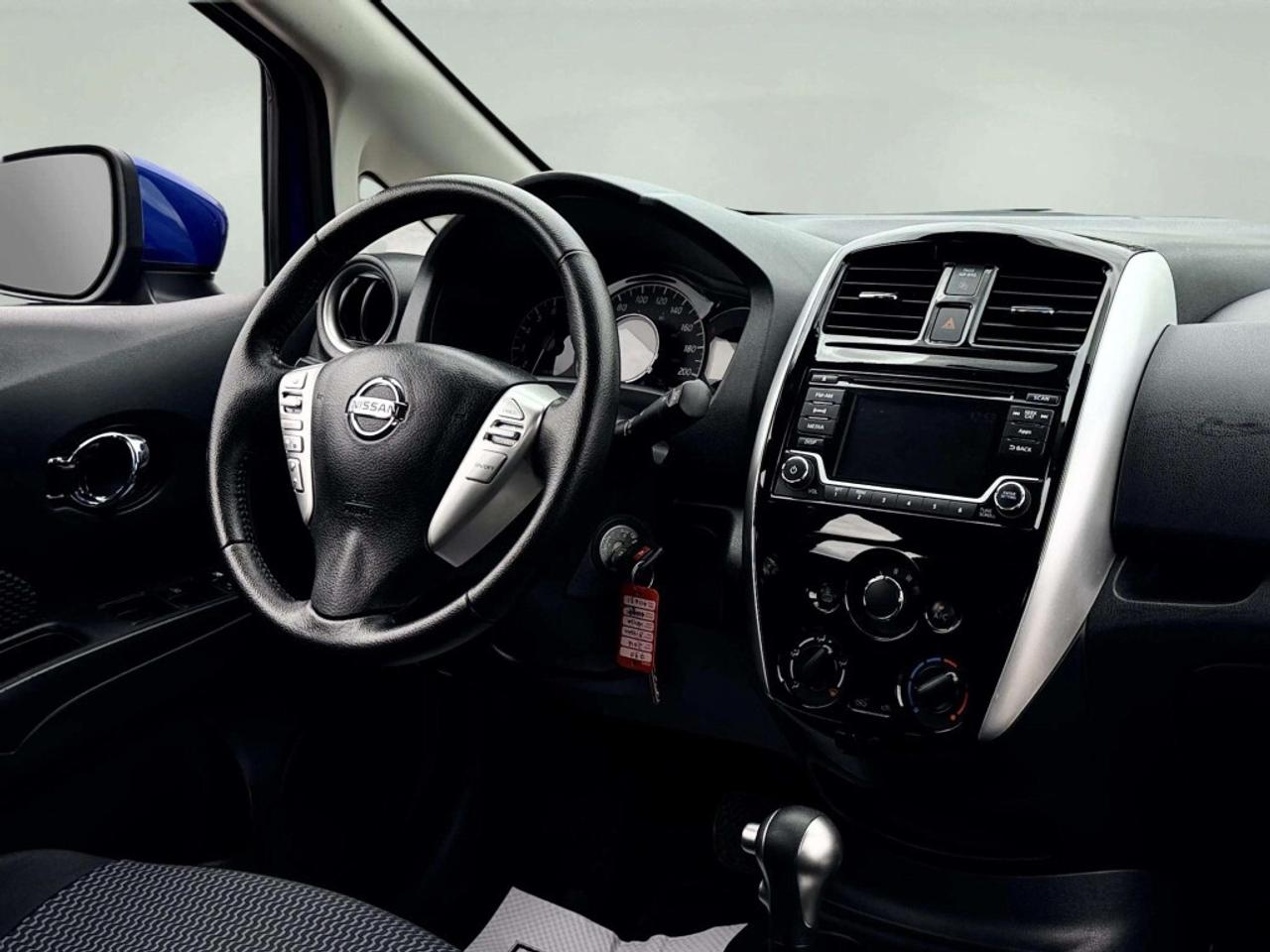 2016 Nissan Versa Note SV Photo