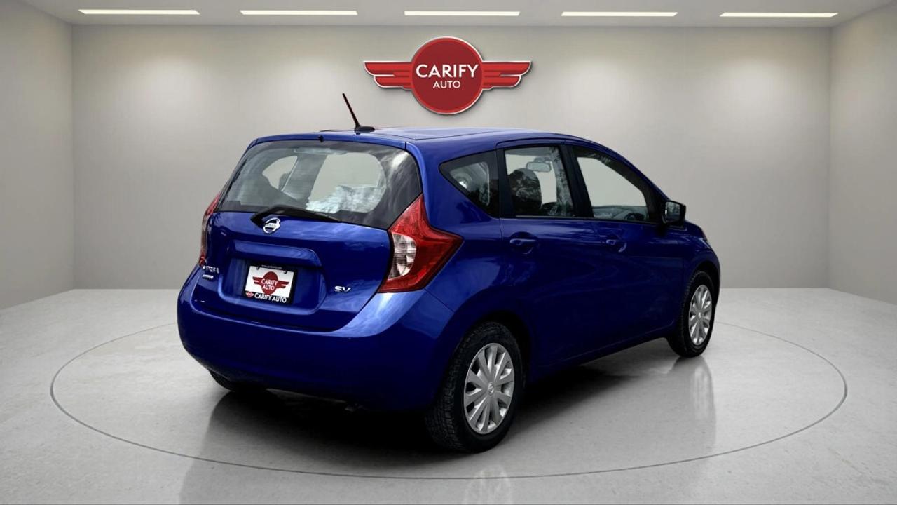 2016 Nissan Versa Note SV Photo