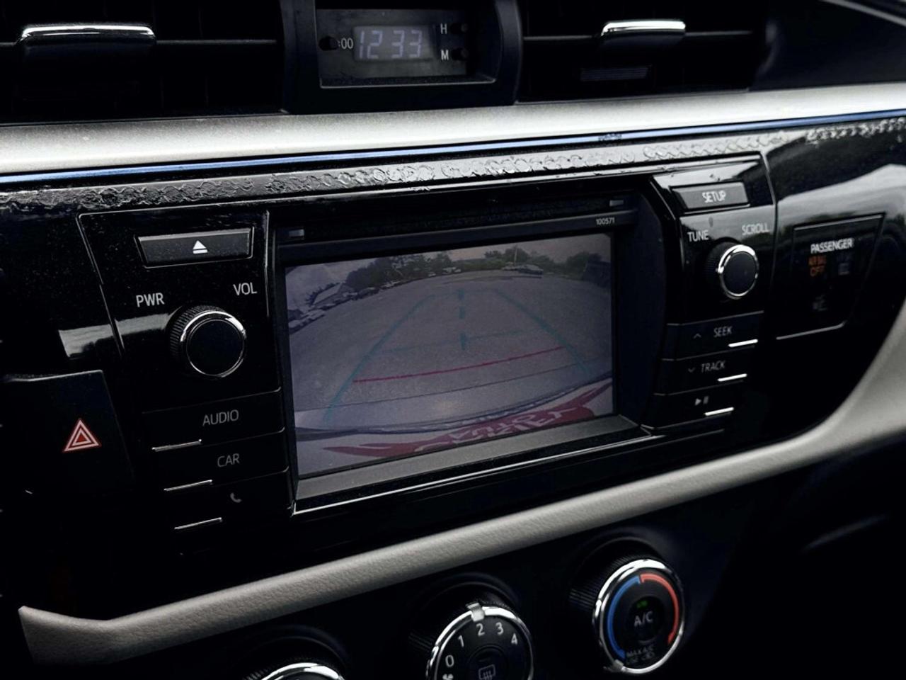 2016 Toyota Corolla LE Plus CVT Photo