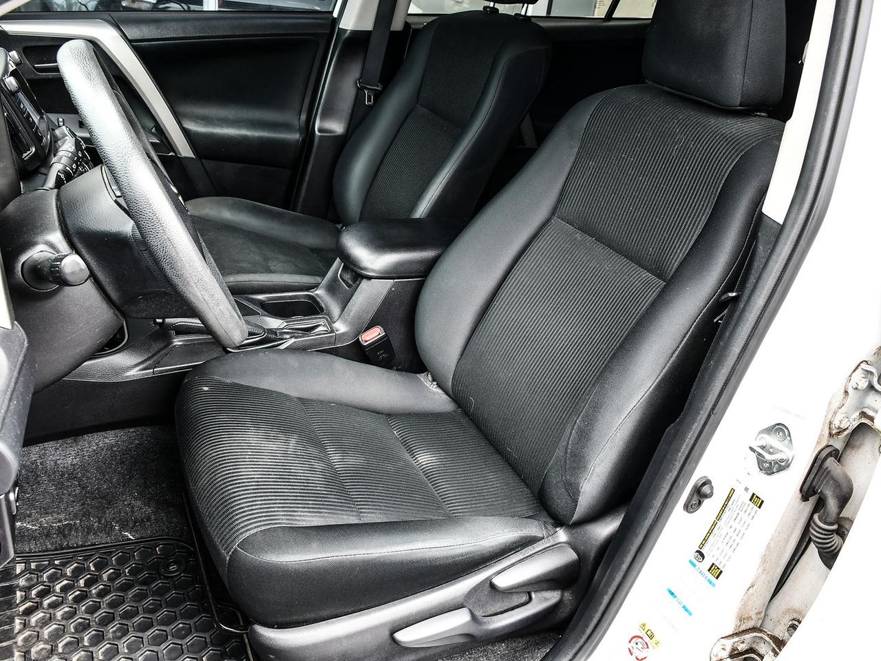 2017 Toyota RAV4 LE   AWD   ASIS   22 SERVICE RECORDS   BLUETOOTH Photo