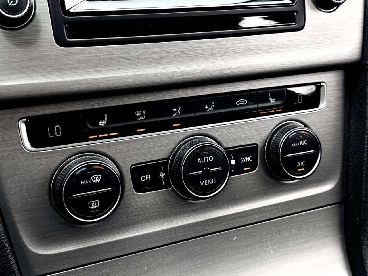 2015 Volkswagen Golf SportWagen Auto 1.8 TSI Highline Photo