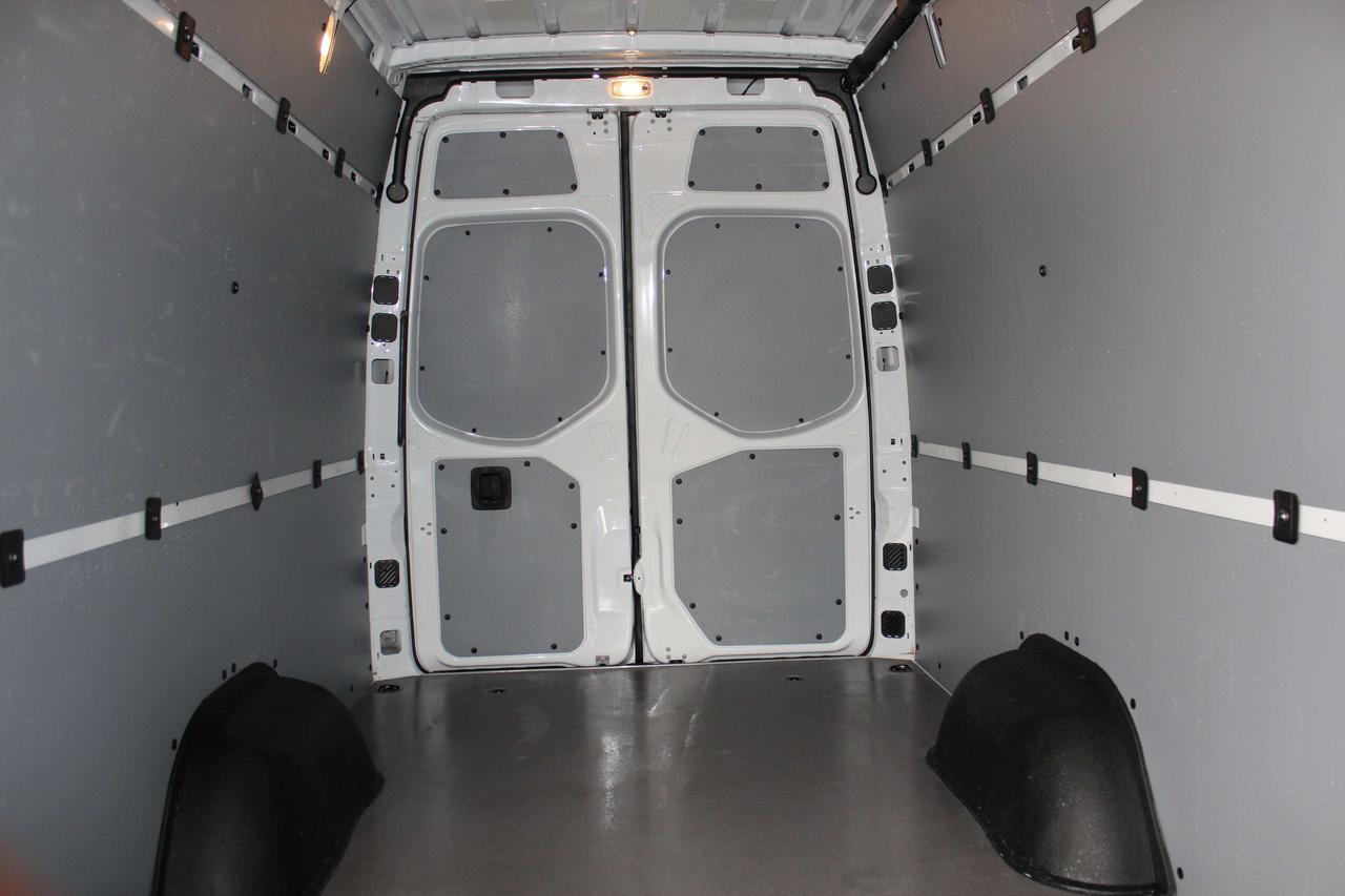 2025 Mercedes-Benz Sprinter 170" FULL SIZE - "H.O DIESEL" Photo1