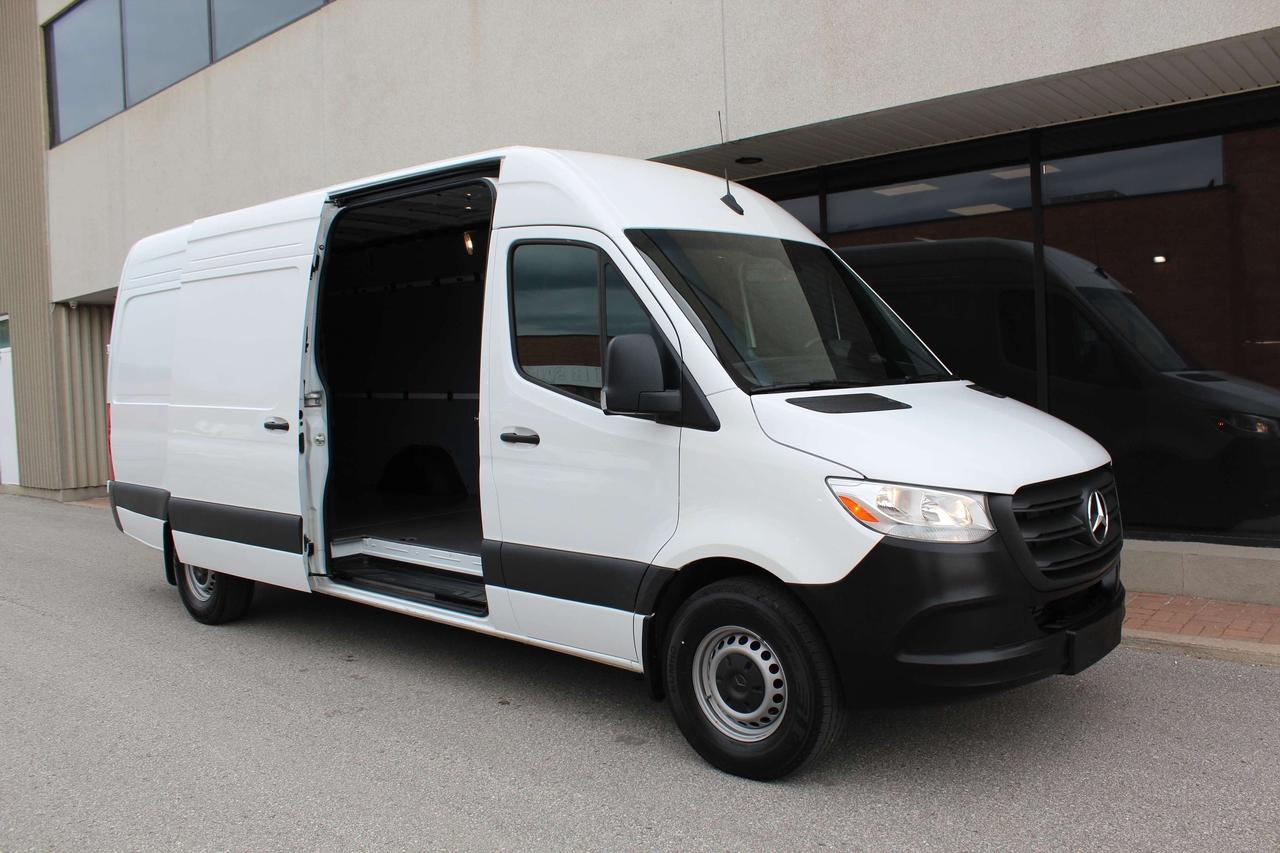 2025 Mercedes-Benz Sprinter 170" FULL SIZE - "H.O DIESEL" Photo