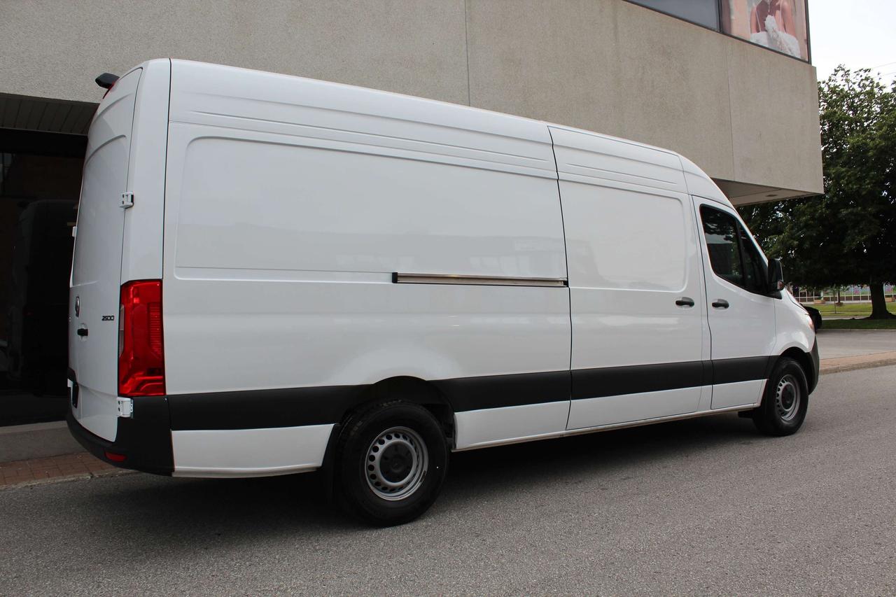 2025 Mercedes-Benz Sprinter 170" FULL SIZE - "H.O DIESEL" Photo