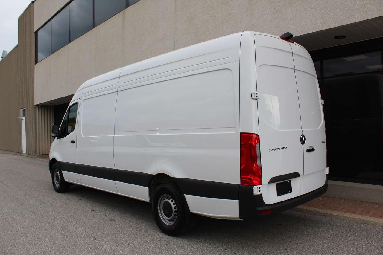 2025 Mercedes-Benz Sprinter 170" FULL SIZE - "H.O DIESEL" Photo