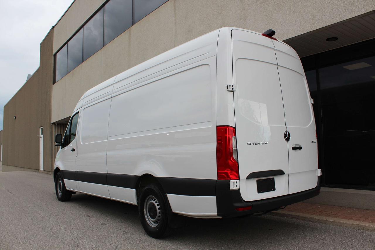 2025 Mercedes-Benz Sprinter 170" FULL SIZE - "H.O DIESEL" Photo