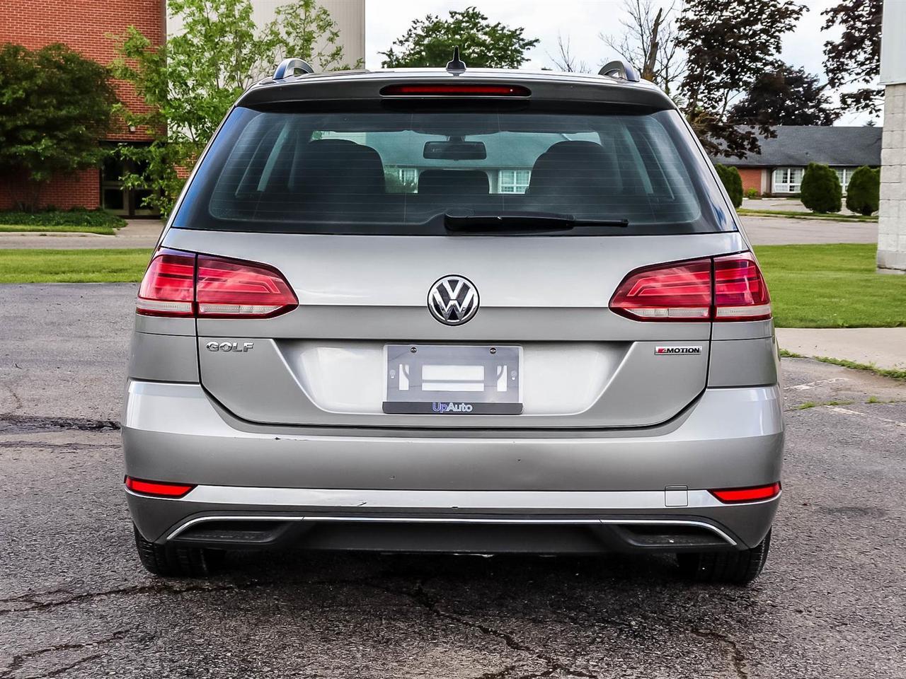 2019 Volkswagen Golf Sportwagen Photo