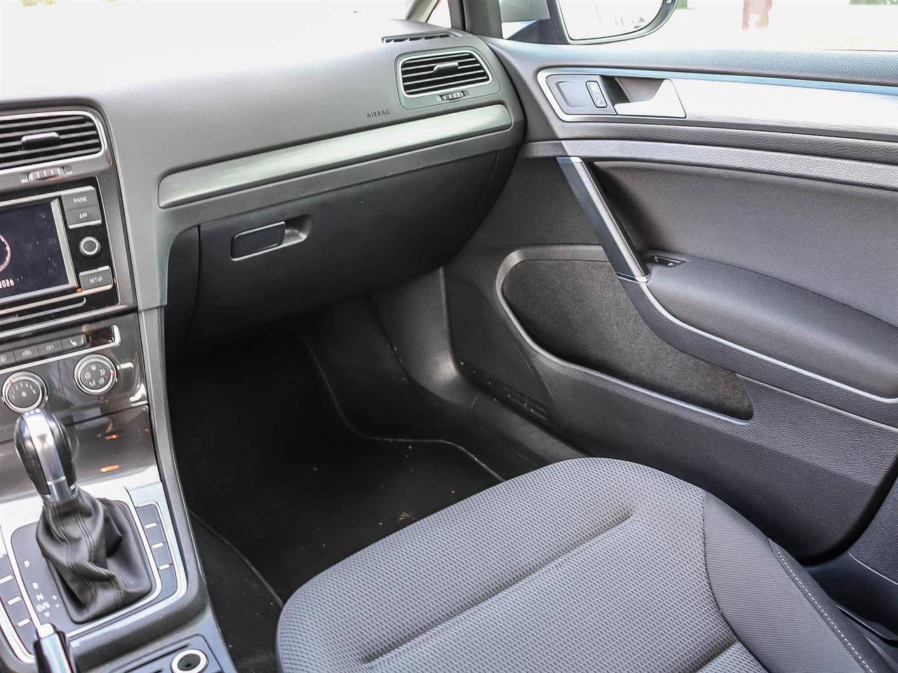 2019 Volkswagen Golf Sportwagen Photo