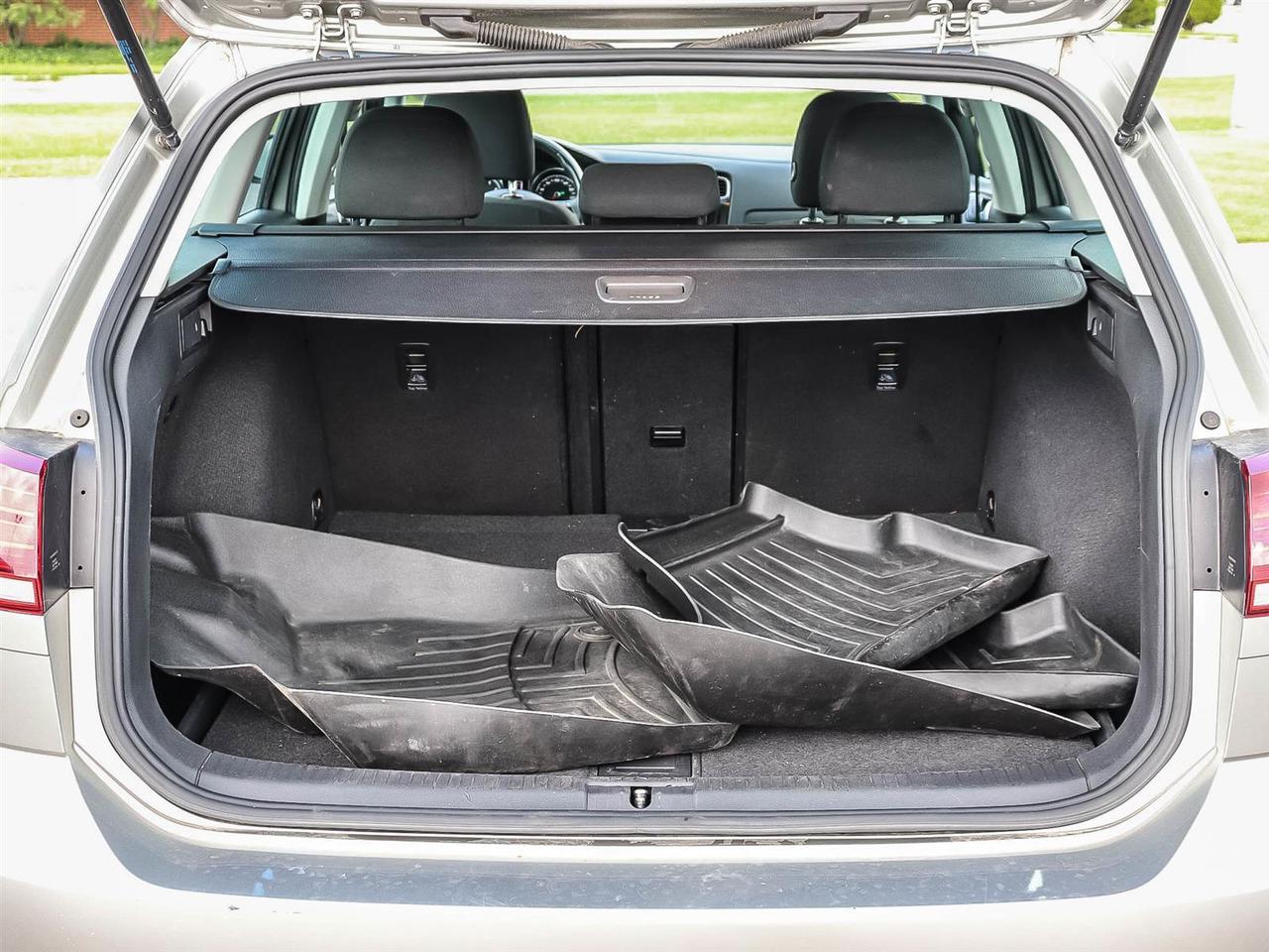 2019 Volkswagen Golf Sportwagen Photo