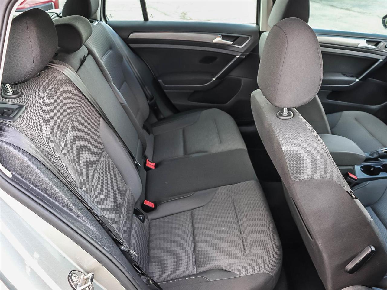2019 Volkswagen Golf Sportwagen Photo