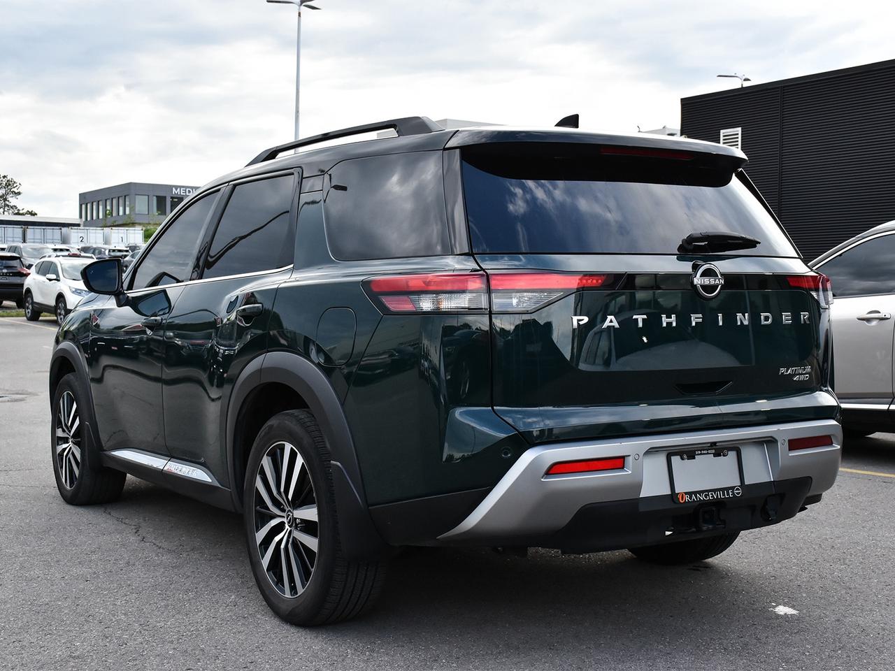 2024 Nissan Pathfinder Platinum  - Certified Photo