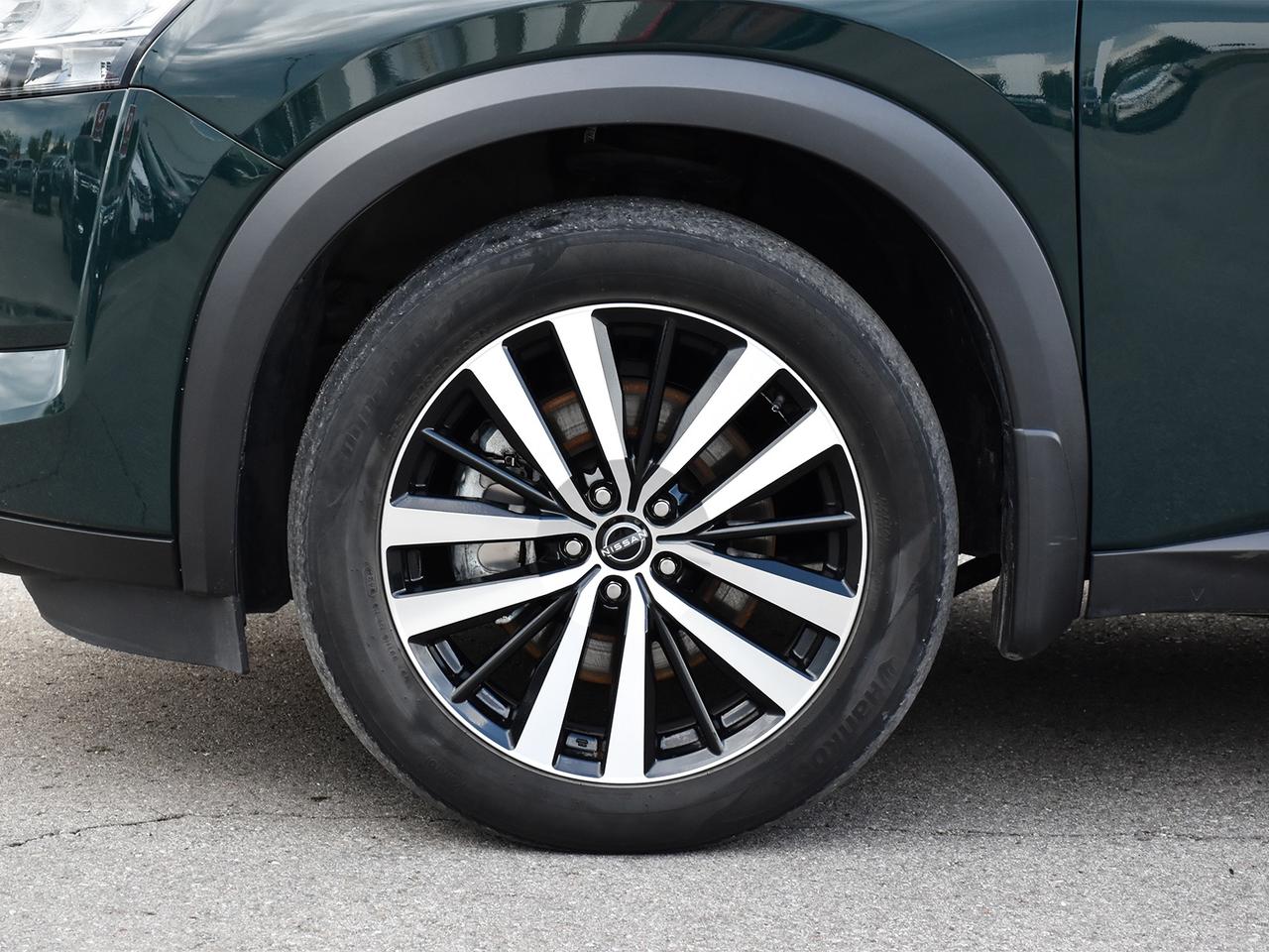 2024 Nissan Pathfinder Platinum  - Certified Photo