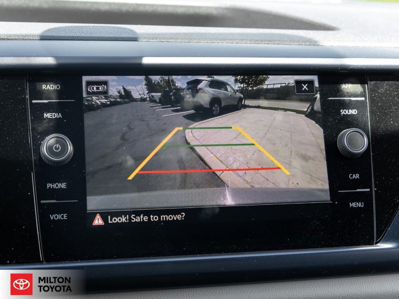 2022 Volkswagen Taos CARPLAY ANDROID AUTO LEATHERETTE SEATING ONE OWNER Photo