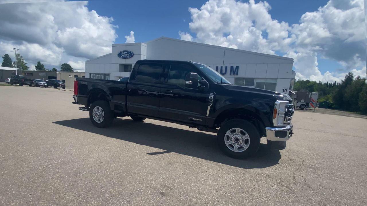 2026 Ford F-250 XLT Photo