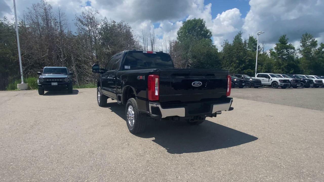 2026 Ford F-250 XLT Photo