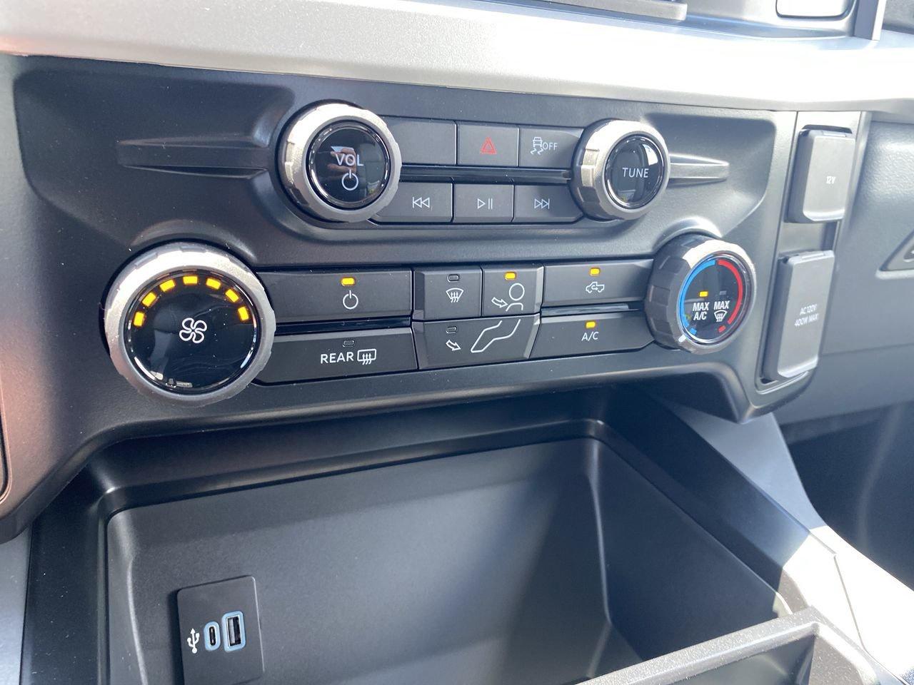 2026 Ford F-250 XLT Photo