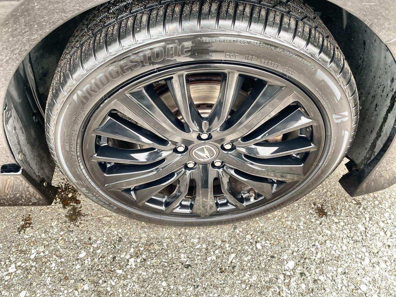 2017 Acura TLX V6 Tech Photo