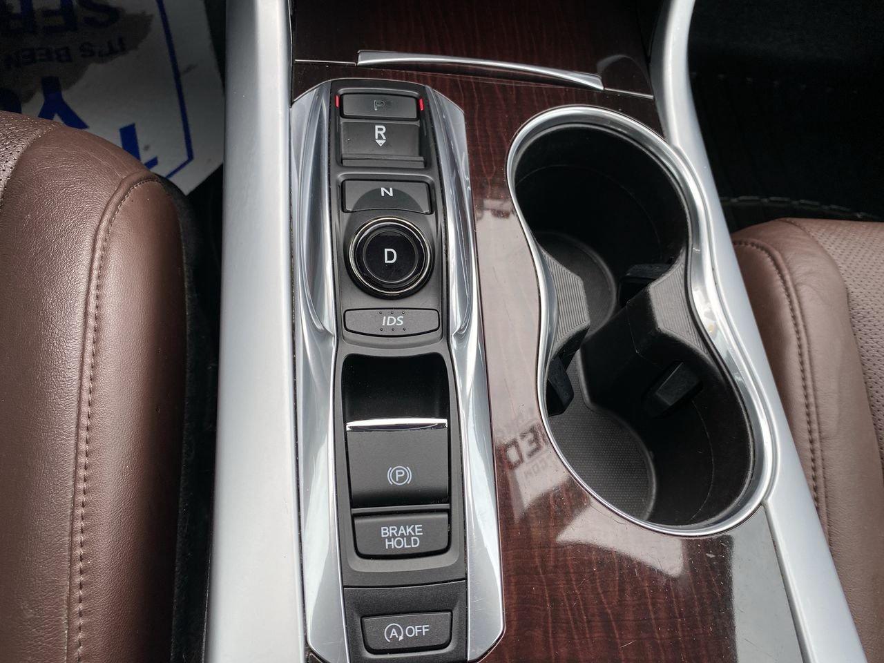 2017 Acura TLX V6 Tech Photo